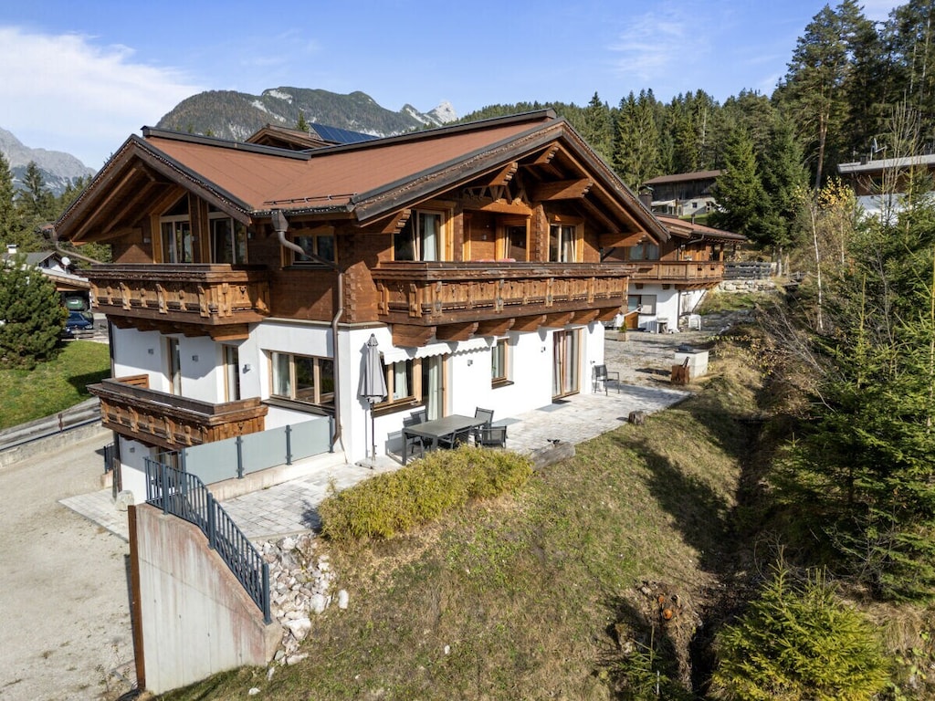 Schickster Mountain Lodge