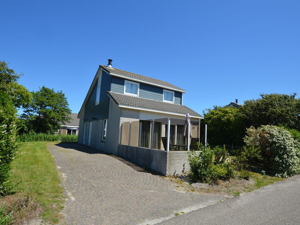 Vakantiehuis in De Koog met zwembad