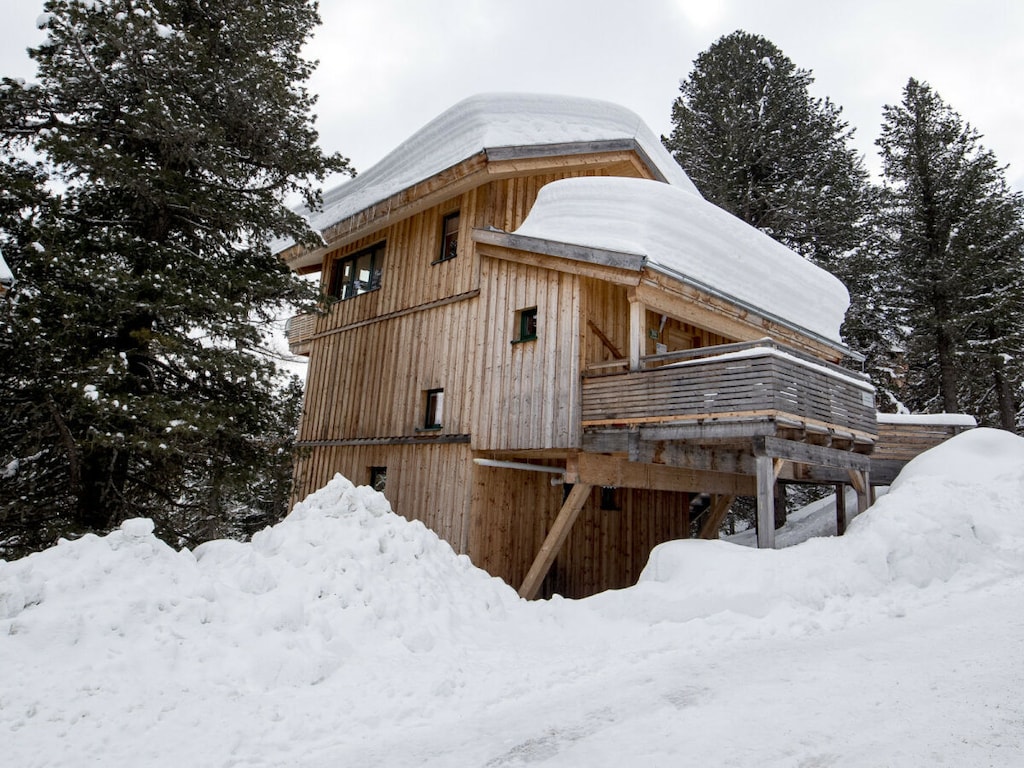 Hut in Turrach met sauna en balkon