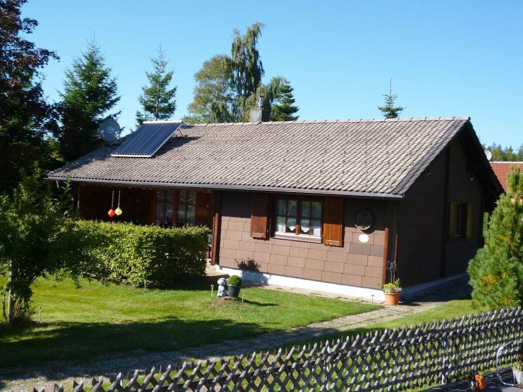 Vakantiehuis in Seewald met zwembad