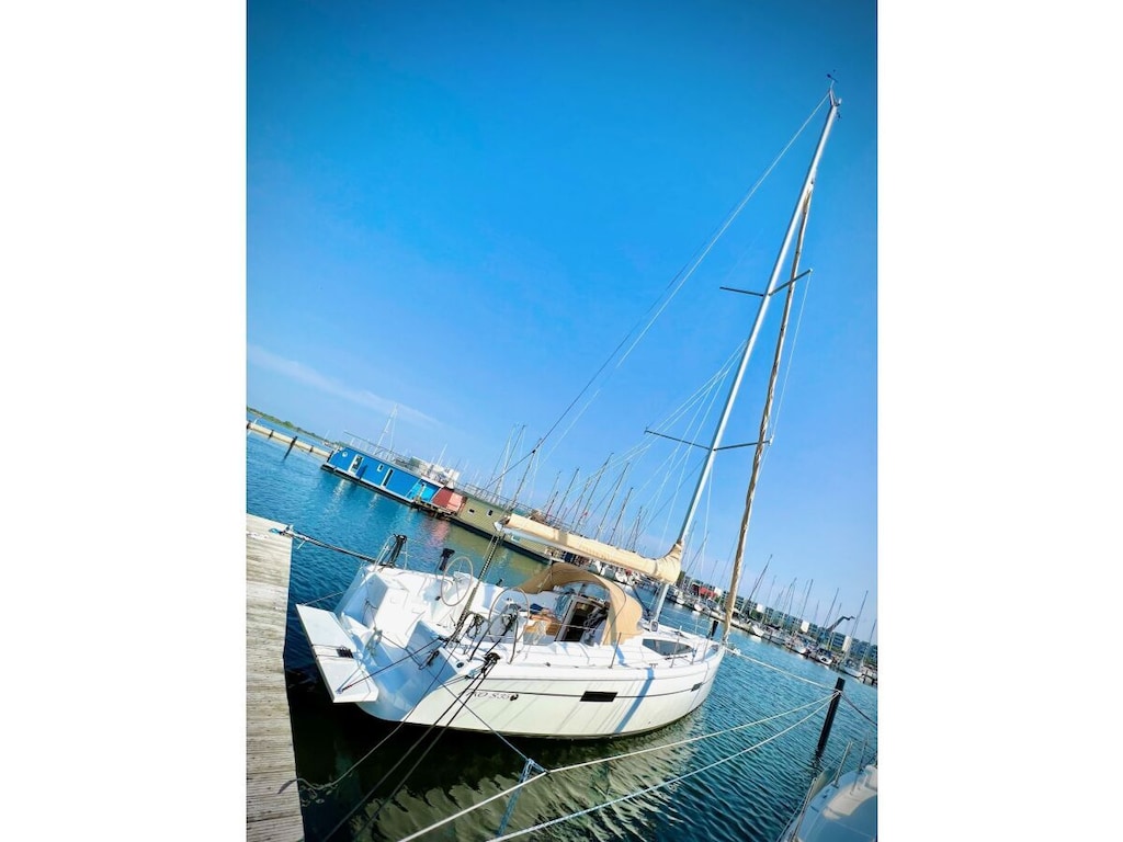 2-slaapkamer woonboot