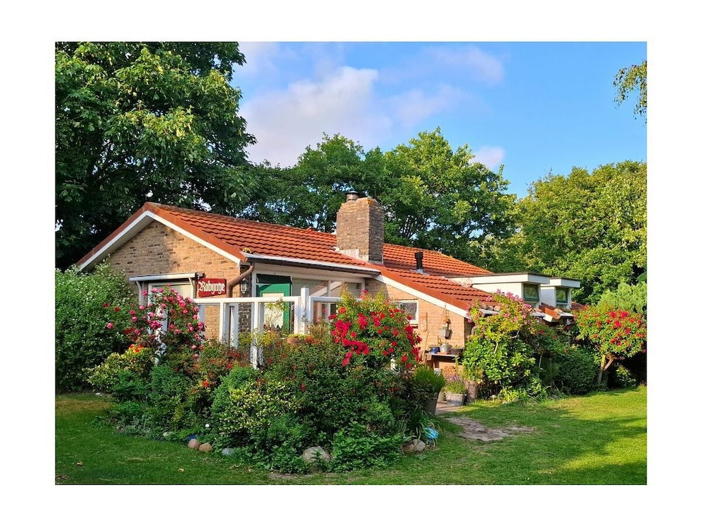 Vakantiehuis in Hollum met zwembad