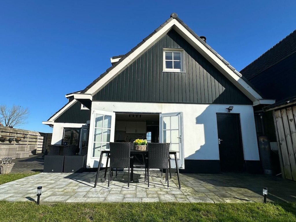 Wohnung in Oudesluis mit Schwimmbecken