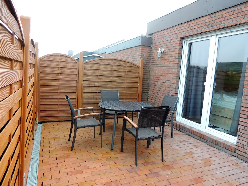 Bungalow in Norddeich met zwembad