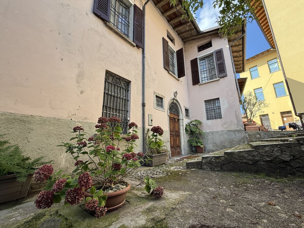 Villa in Mura mit Schwimmbecken und Wifi
