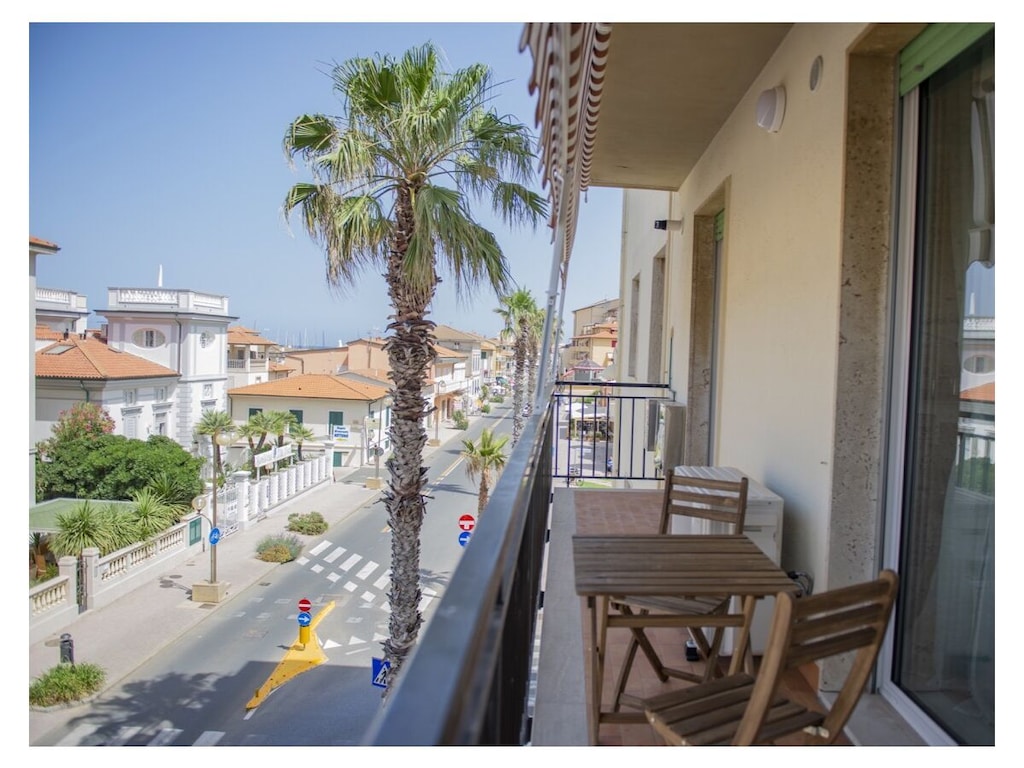 Ferienhaus in San Vincenzo mit Balkon