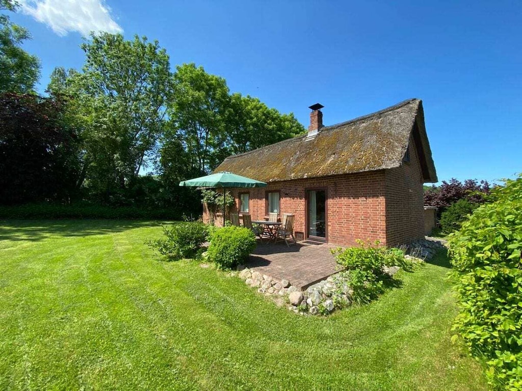 Vakantiehuis in Waabs met zwembad