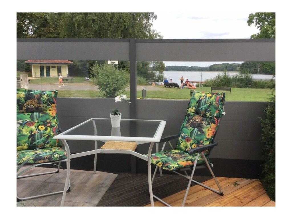 Bungalow in Rheinsberg mit Schwimmbecken