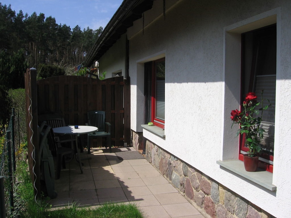 Vakantiehuis in Waren met zwembad