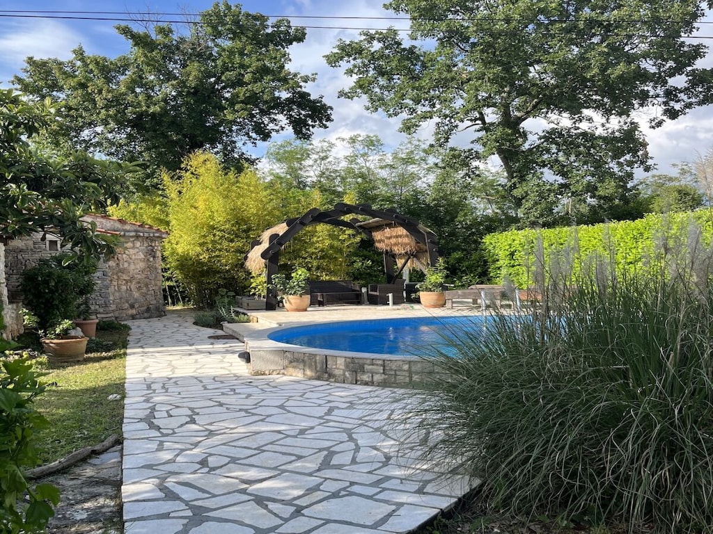 Villa in Baderna met zwembad