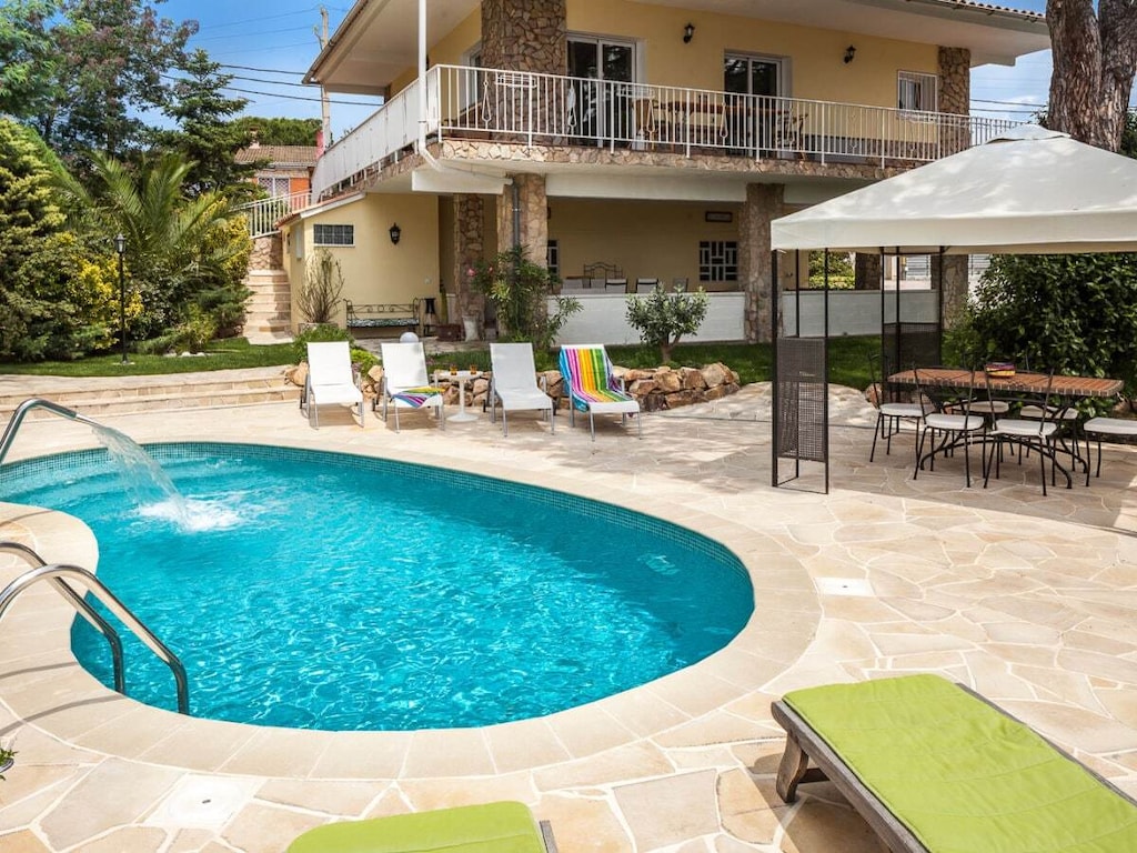 Vakantiehuis in Tordera met zwembad