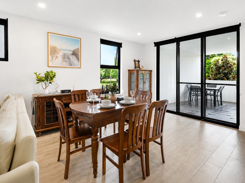 Hoch gelegene 3-Zimmer-Wohnung in der Nähe des Brisbane River