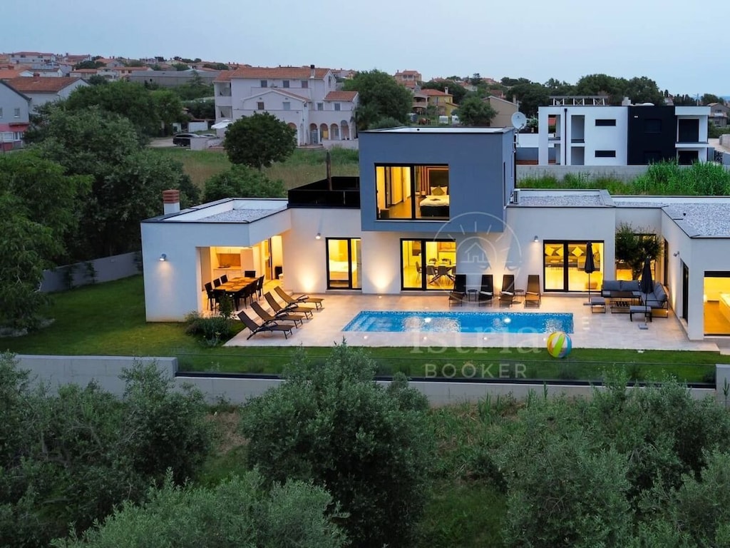Villa in Ližnjan met zwembad