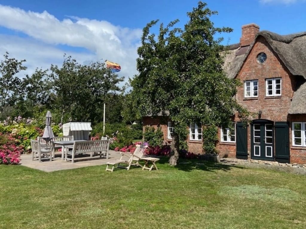 Ferienhaus in Nieblum mit Schwimmbecken