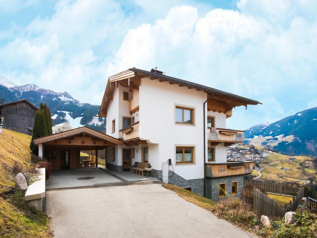Chalet met panoramaterras in Zell am Ziller