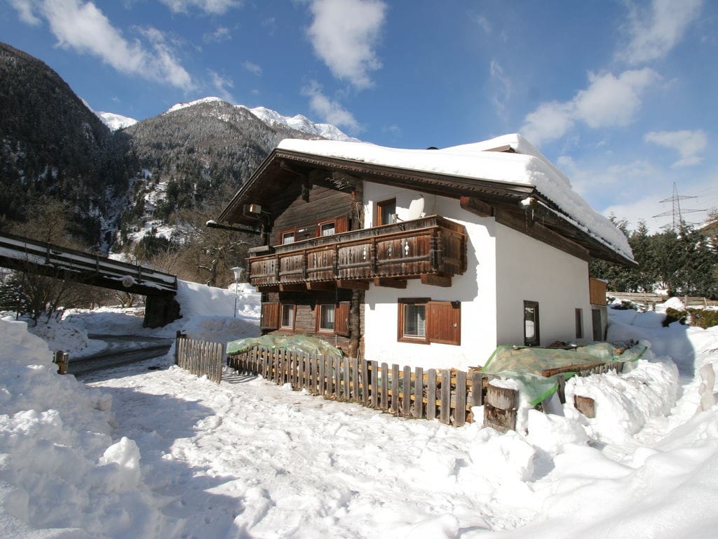 Welcoming Holiday Home with Garden in Tyrol