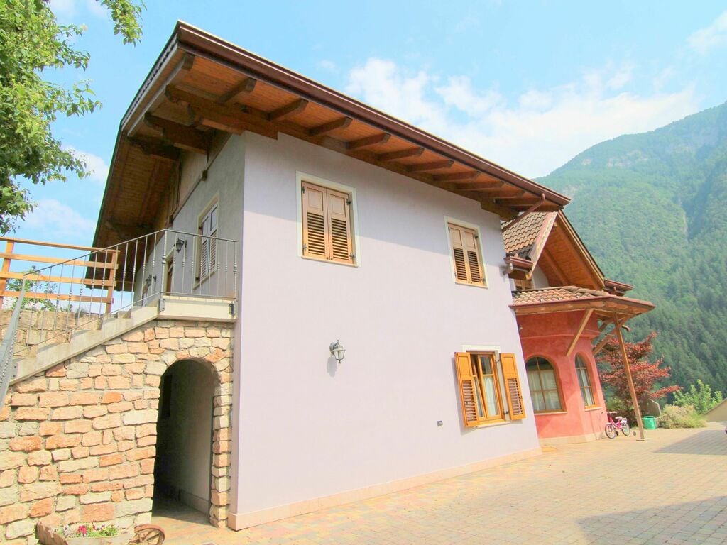 Modern vakantiehuis in Adamello Ski met spa-faciliteiten