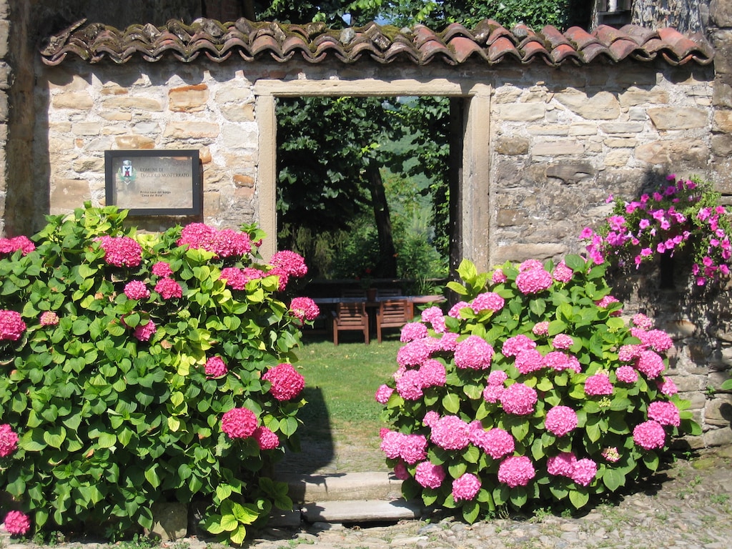 Guest house Gentile in Tagliolo Monferrato met tuin en barbecue