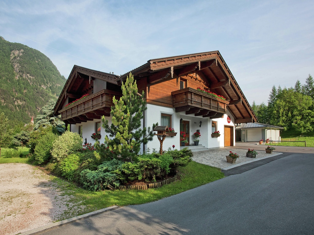Prachtig appartement in Längenfeld met terras