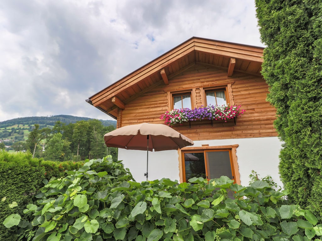 Kleines Ferienhaus auf dem Bauernhof mit Terrasse