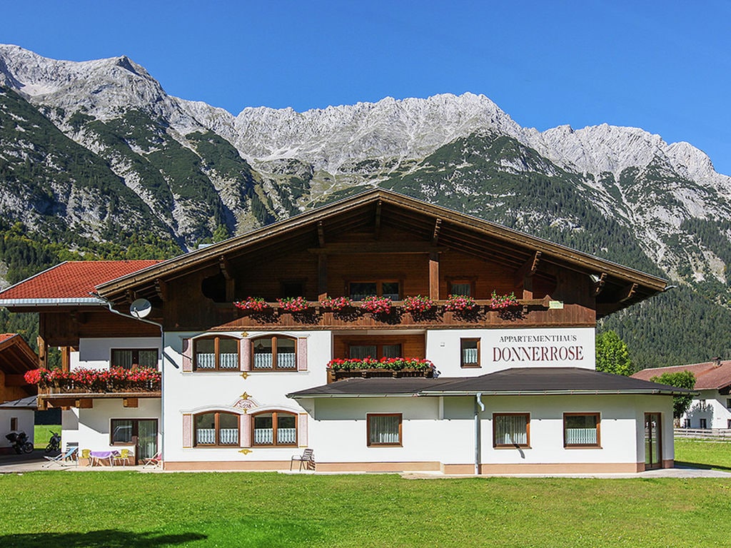 Ferienwohnung Donnerrose (343340), Leutasch, Seefeld, Tirol, Österreich, Bild 1