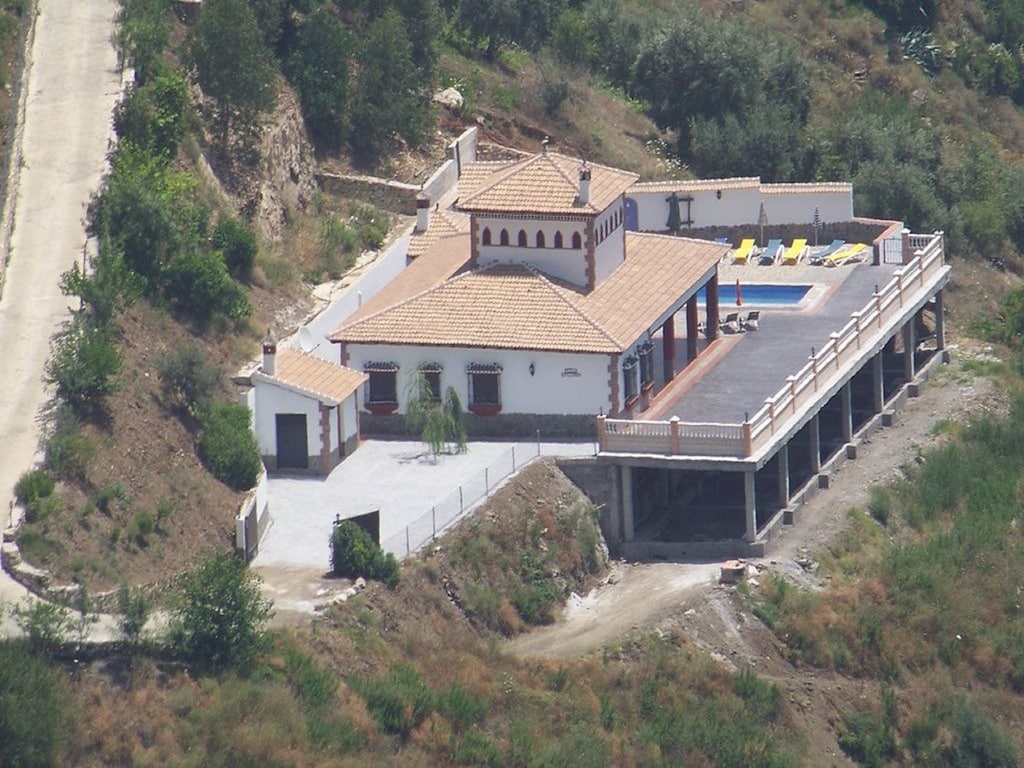 Ruime villa in Spanje met groot bubbelbad