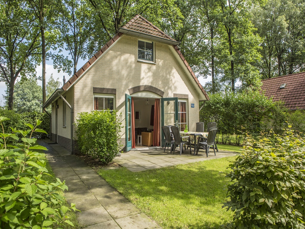 Comfortabel vakantiehuis met stoomdouche, in groen Twente