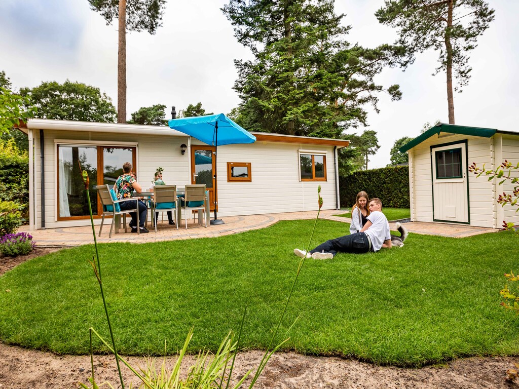 Netjes chalet met tuin en WiFi