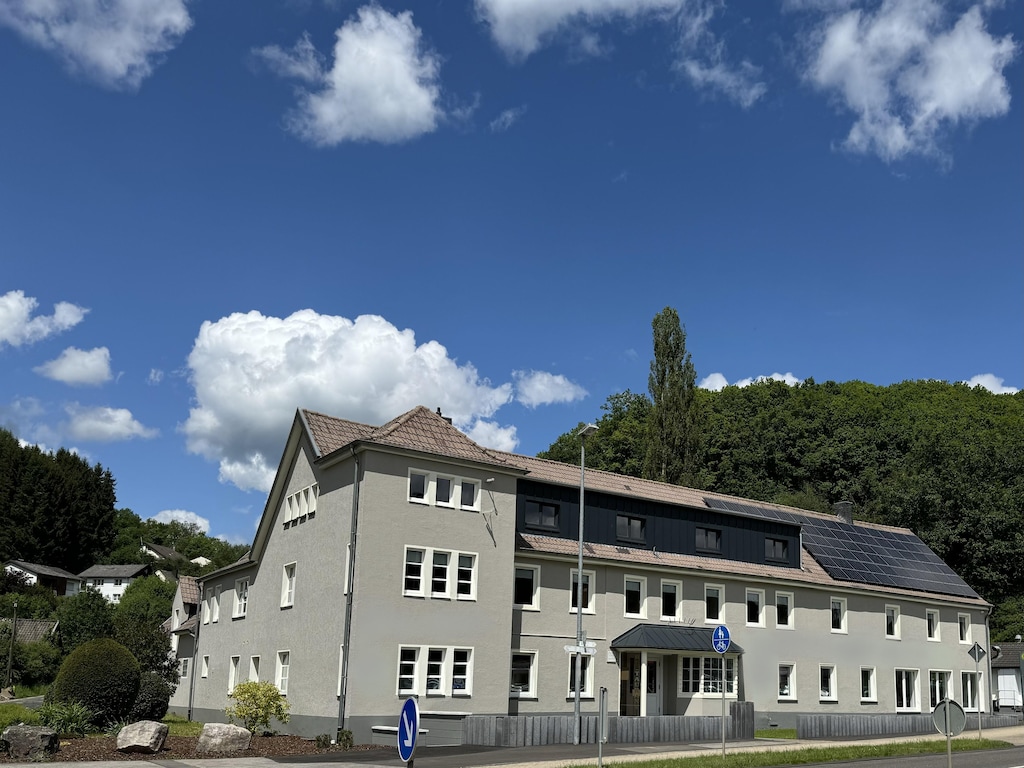 Idyllisches Ferienhaus im schönen Eifel mit Bar