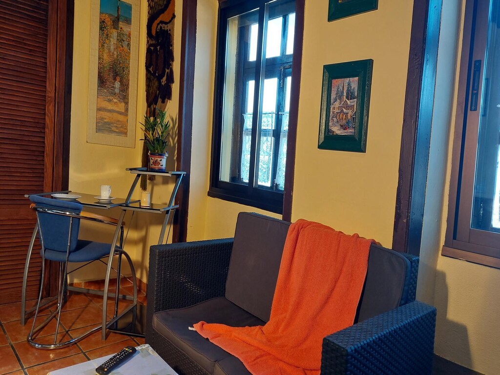 Ferienhaus nur für Erwachsene mit Pool