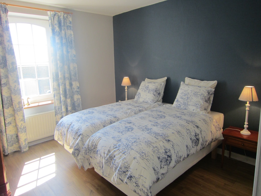 Ruime familievilla, Offagne