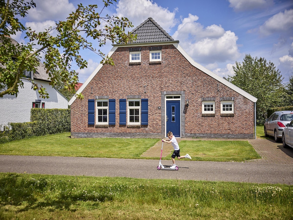 Boerderij in Limburg met Zwembad