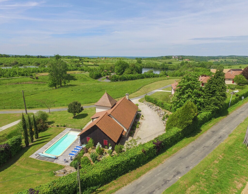 Vakantiehuis met privé zwembad in St. Medard D%$&excideuil (Frankrijk) voor 10 personen