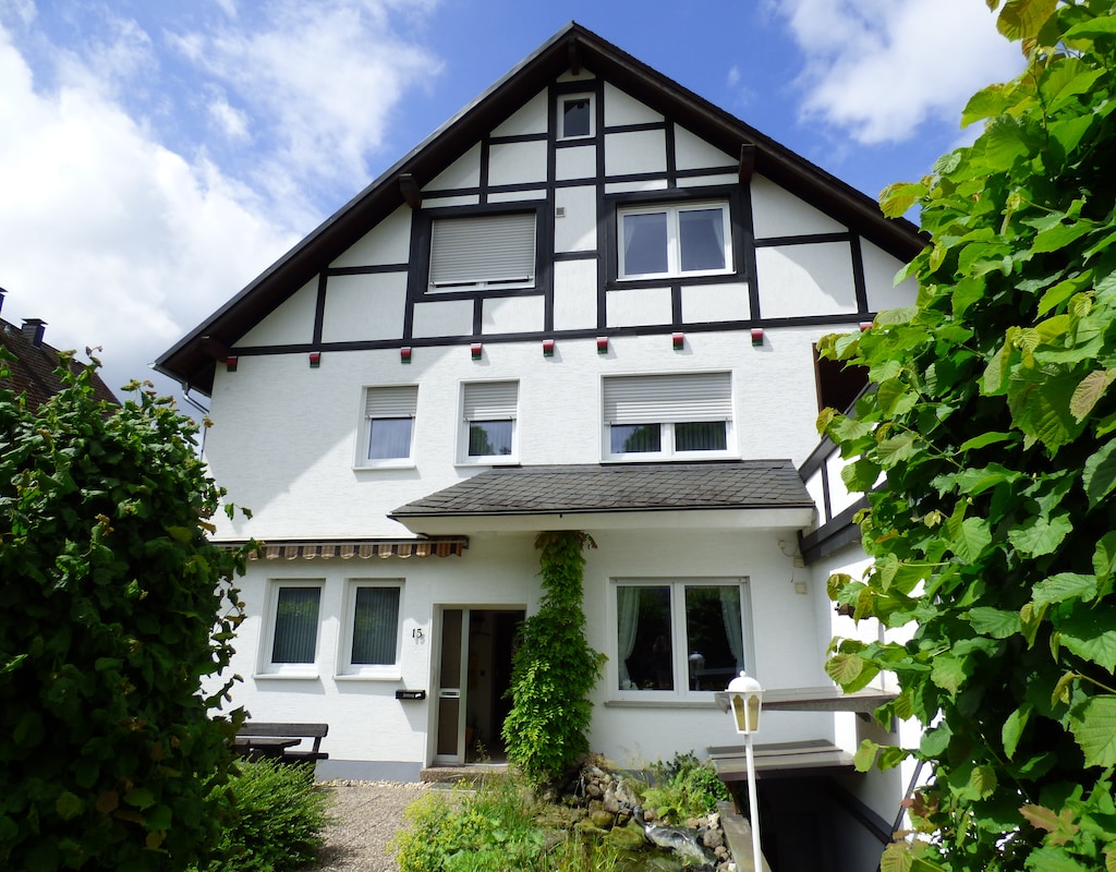 Vakantiehuis met omheinde tuin in Olsberg Assinghausen (Duitsland) 4 honden zijn welkom