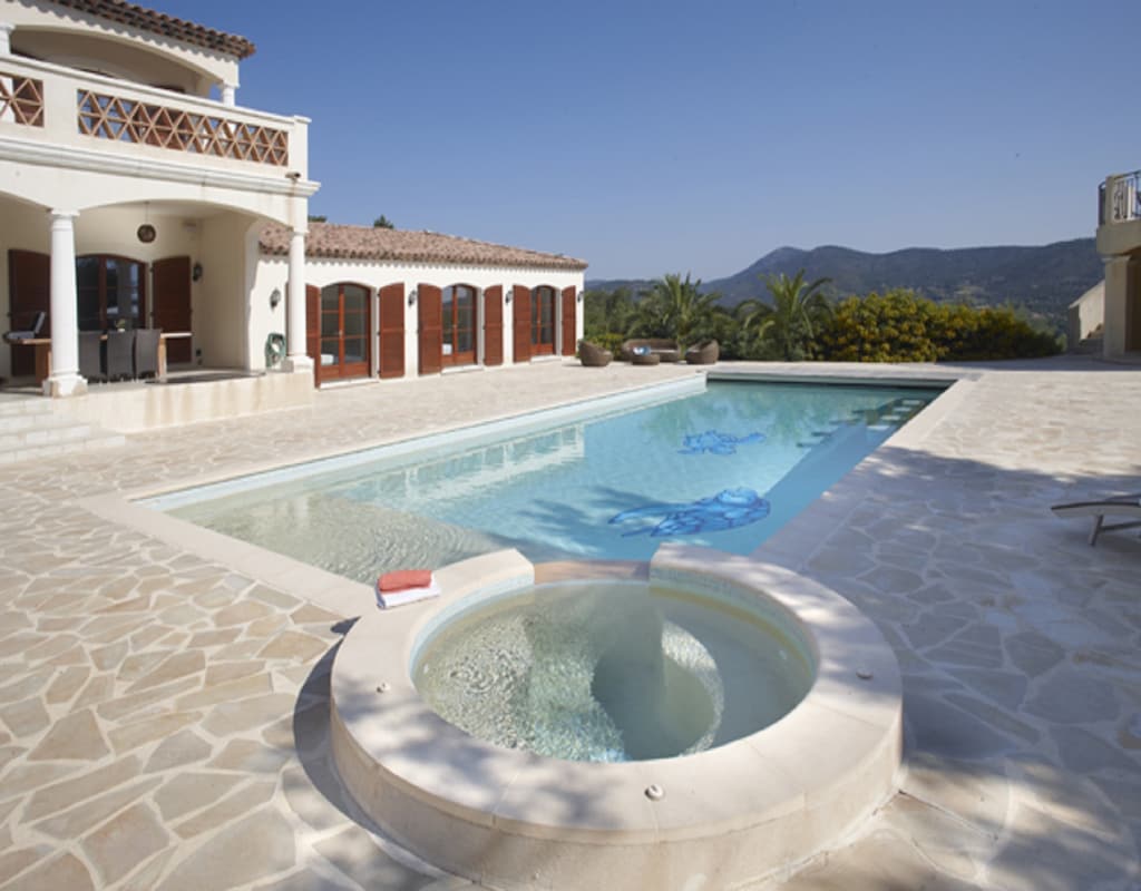 Vakantiehuis met privé zwembad in Sainte-Maxime (Frankrijk) voor 12 personen
