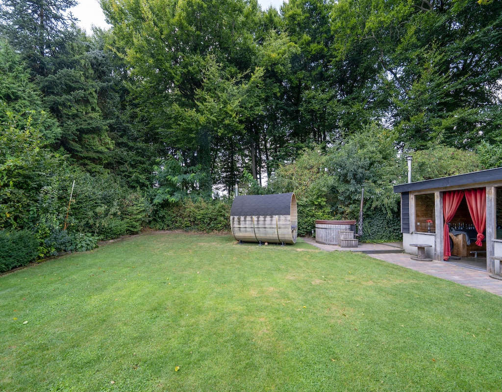 Vakantiehuis met omheinde tuin in Voorthuizen (Nederland) 5 honden zijn welkom