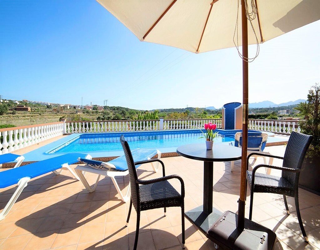 Vakantiehuis met privé zwembad in Teulada (Spanje) voor 12 personen