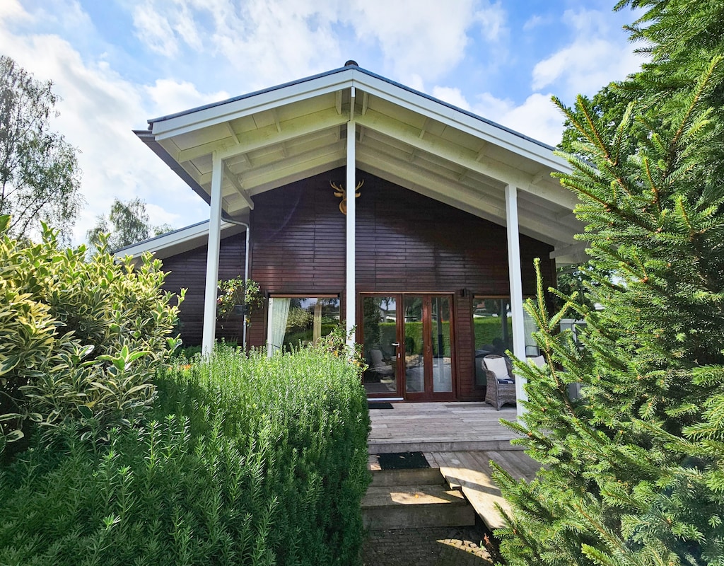 Vakantiehuis met omheinde tuin in Voorthuizen (Nederland) 5 honden zijn welkom