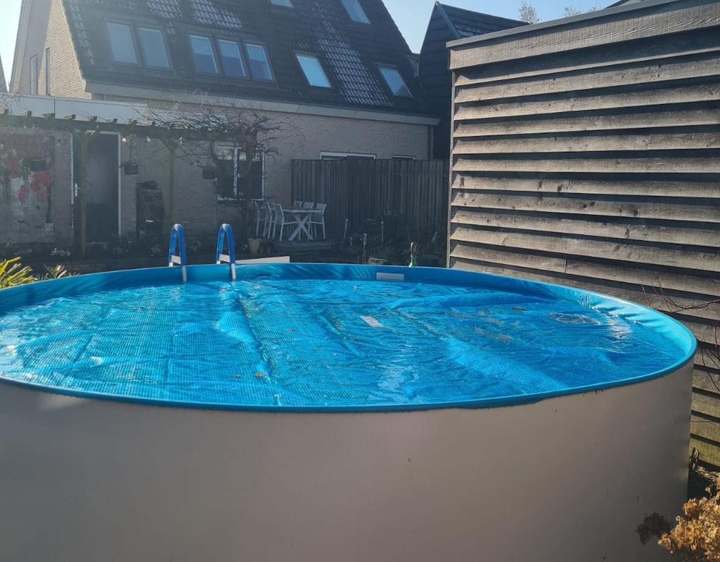 Vakantiehuis met privé zwembad in Gou (Nederland) voor 6 personen