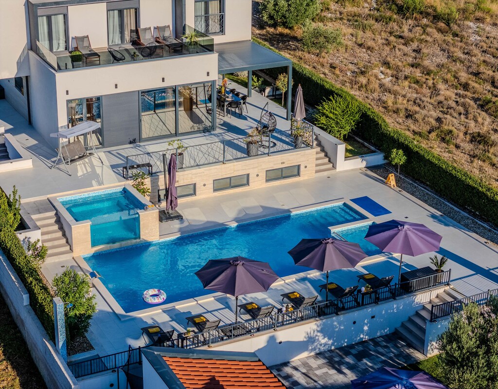 Vakantiehuis met privé zwembad in Vrana (Kroatië) voor 8 personen