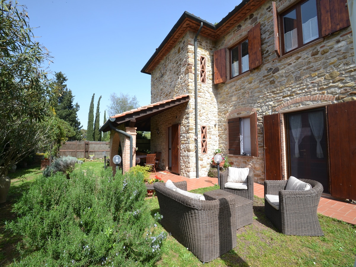 Privézwembad en Toscaanse charme in Villa Max, Suvereto in Suvereto