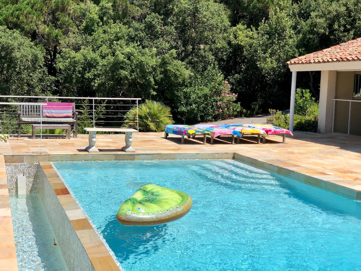 Villa met privézwembad in La Croix-Valmer voor 10 personen in La Croix-Valmer