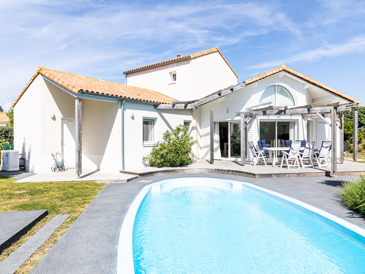 Vakantiehuis met privézwembad in Les Sables d’Olonne voor 8 personen in Les Sables d’Olonne