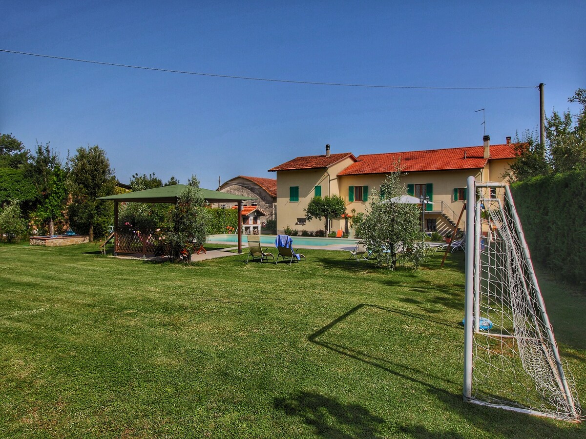 Sfeervol vakantiehuis Montecchio in Castiglion Fiorentino in Castiglion Fiorentino