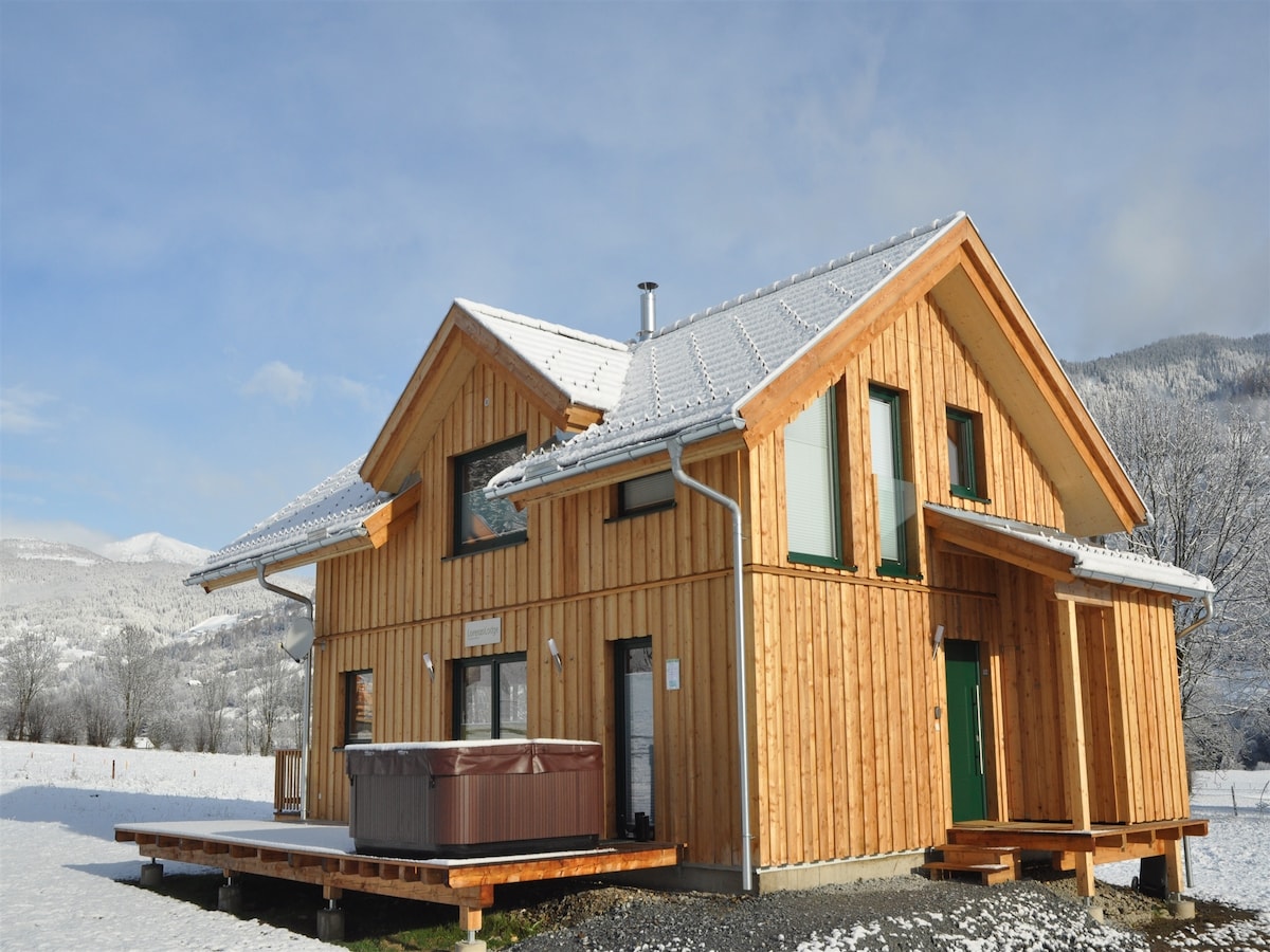 Aan de piste: Luxe chalet voor 9 personen in Sankt Georgen am Kresichberg in Sankt Georgen am Kresichberg