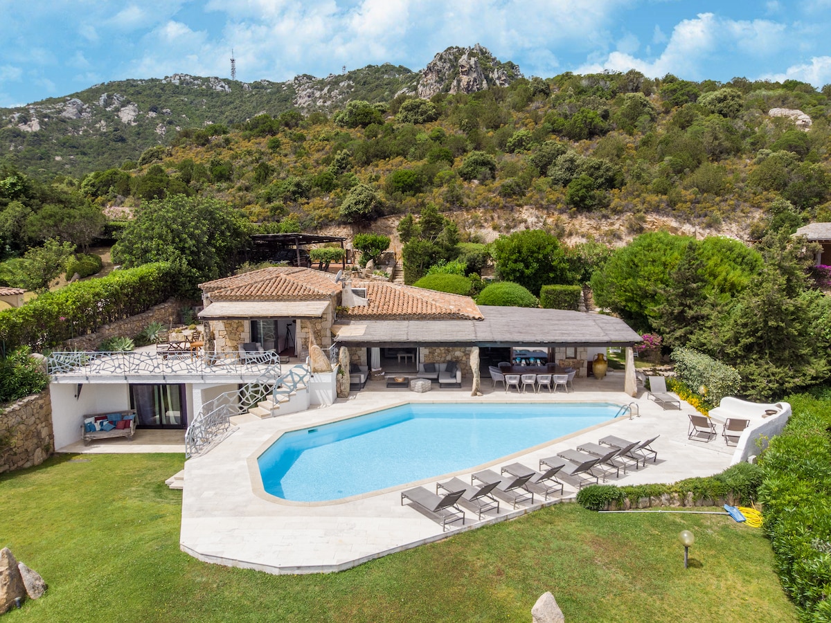 Privézwembad en luxe in Villa Paradiso 3, Porto Cervo