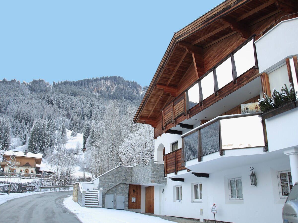 Aan de piste: Sfeervol appartement Ariane in Kitzbühel in Kitzbühel
