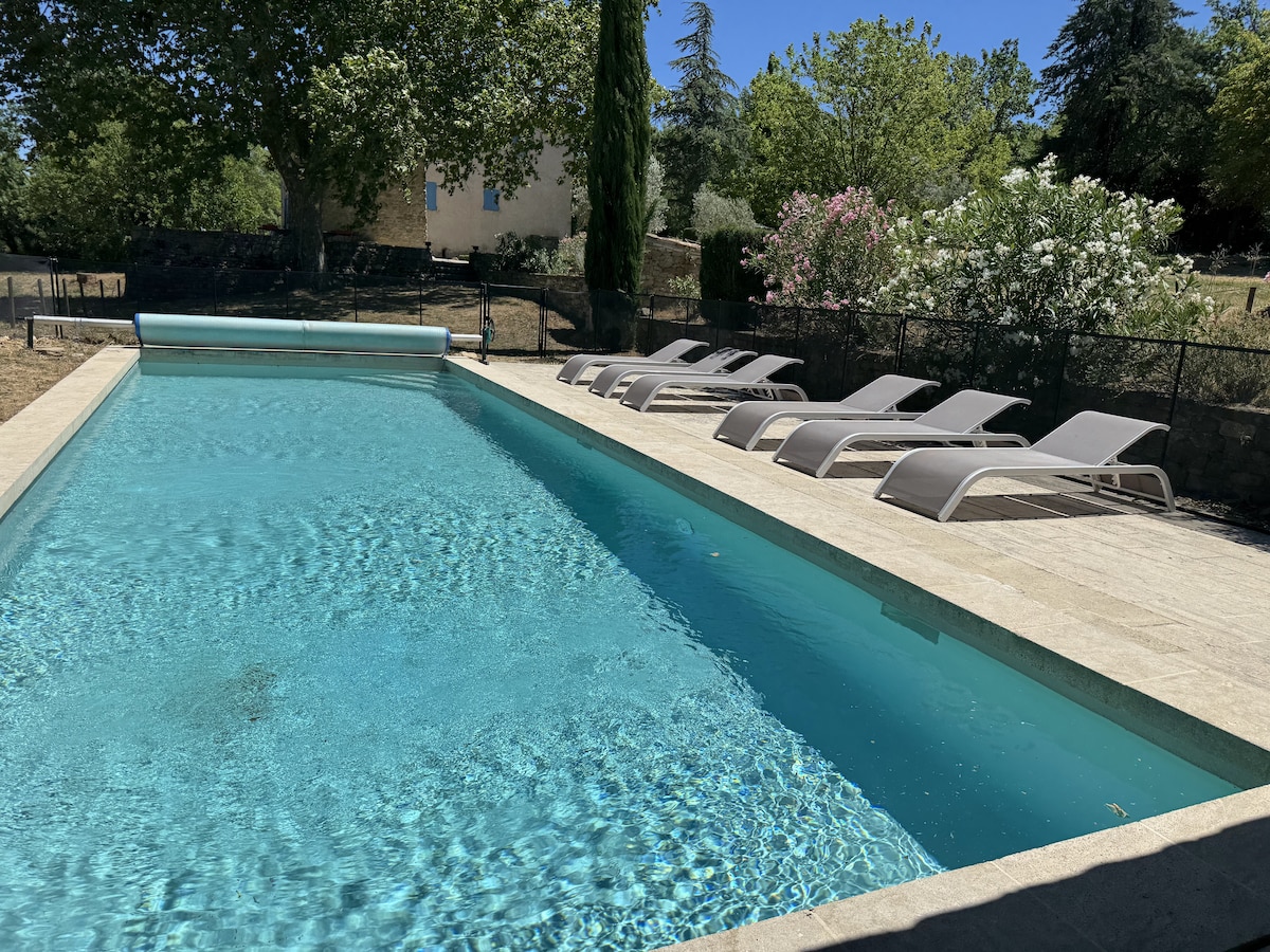12-persoons villa met privézwembad in Saignon