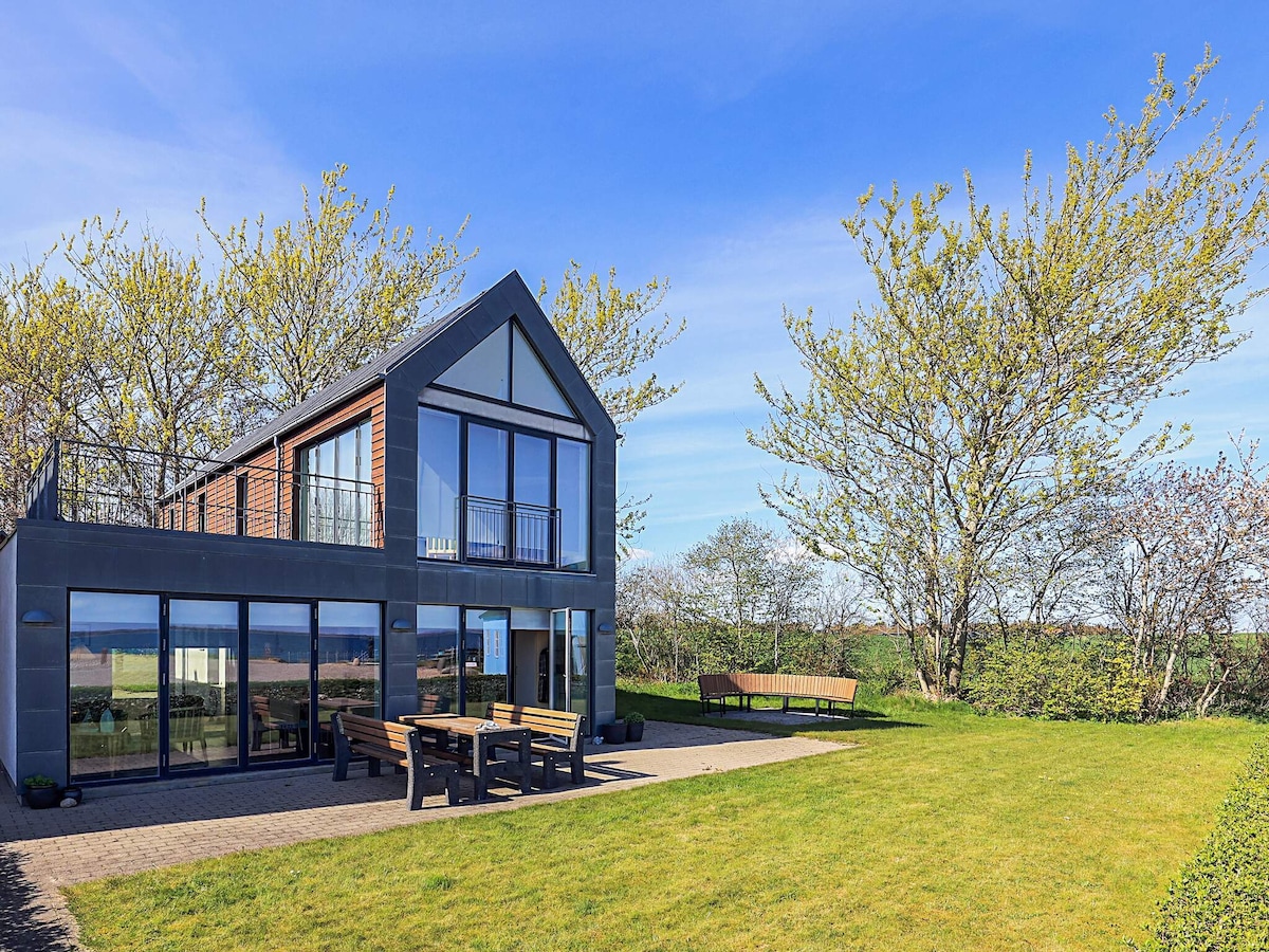 6-persoons vakantiehuis aan zee in Thyholm met fjordzicht in Thyholm