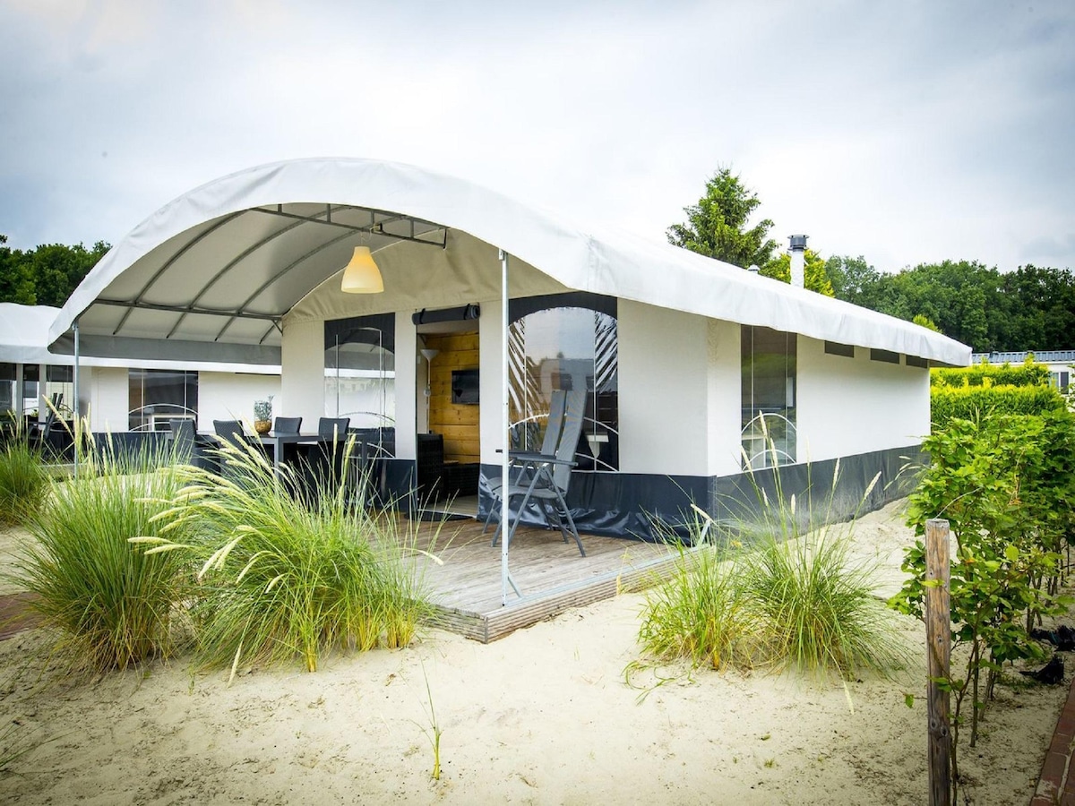 Luxe safaritent voor 6 personen in Udenhout in Udenhout